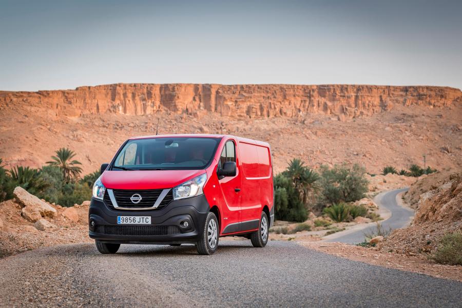  Nissan NV300 Van 2016 года  (фото 18 из 32)